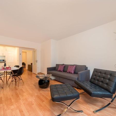 Prague City Stay Rohacova Екстериор снимка