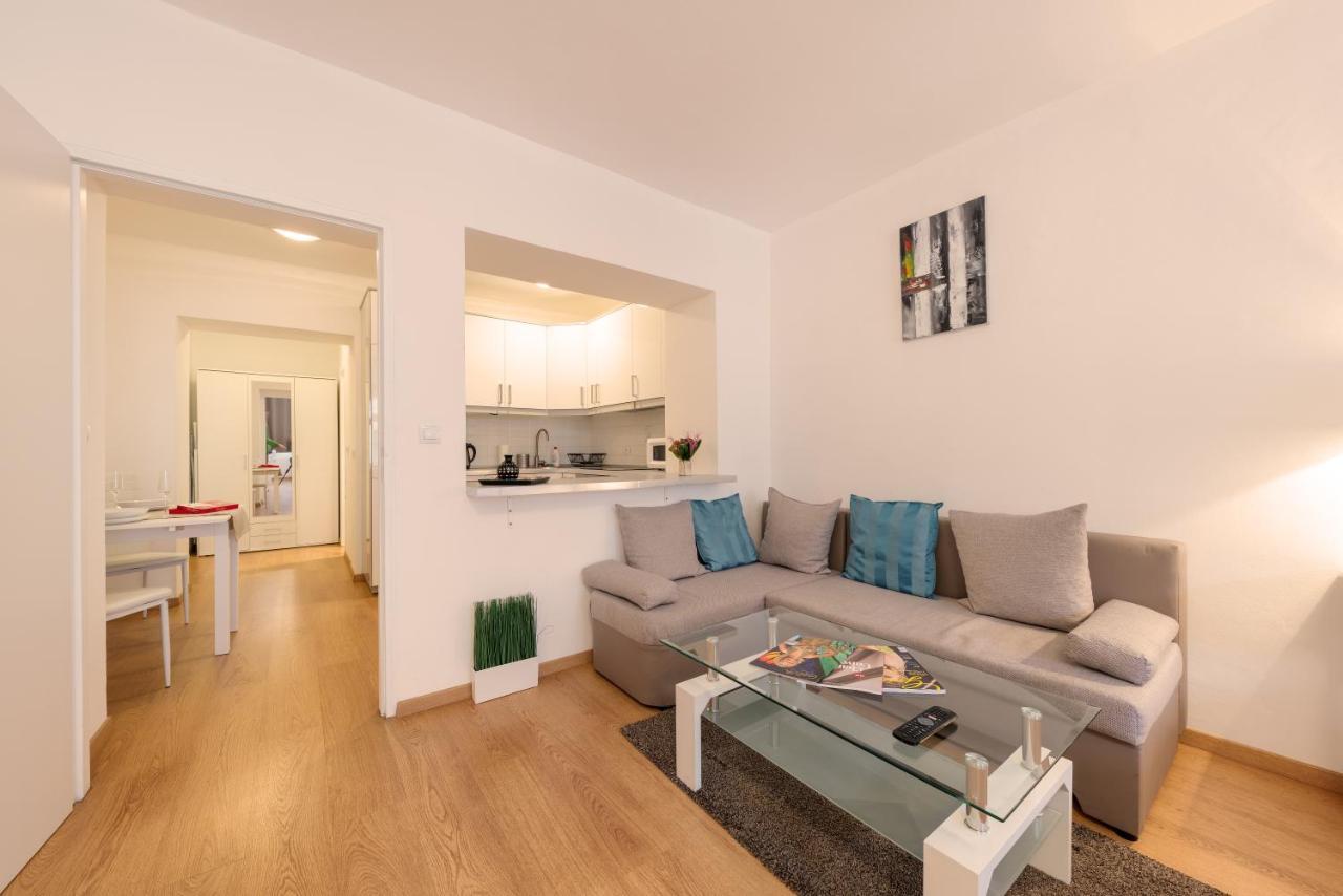 Prague City Stay Rohacova Екстериор снимка