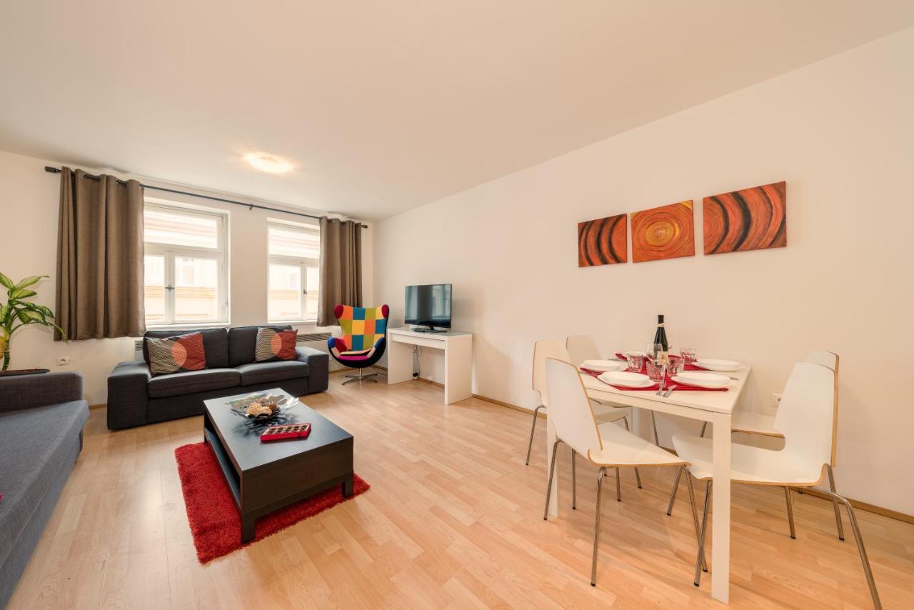 Prague City Stay Rohacova Екстериор снимка